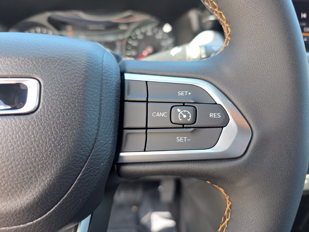 New 2026 Jeep Compass Latitude AWD/4WD image 33
