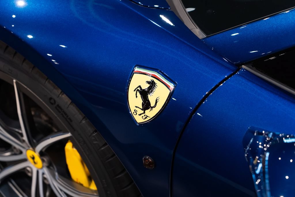 Certified 2014 Ferrari 458 Spider RWD image 12