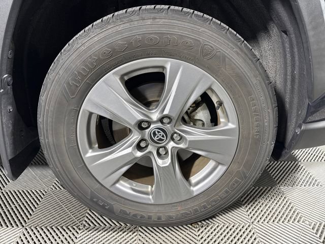 Used 2023 Toyota RAV4 XLE w/ Convenience Package image 11