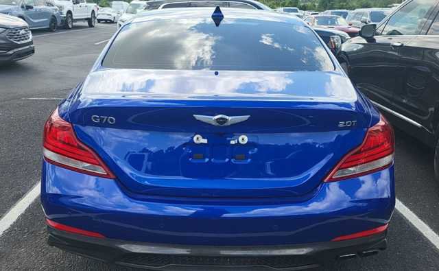 Used 2021 Genesis G70 2.0T w/ Elite Package RWD image 3