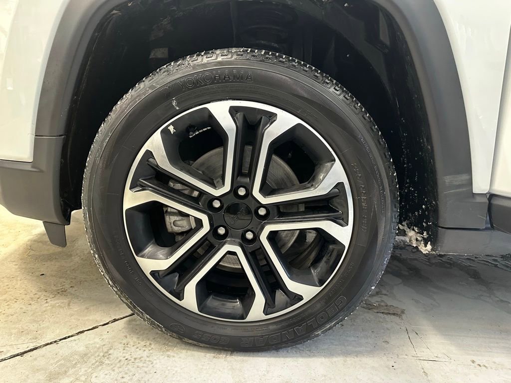 Used 2022 Jeep Compass Limited image 13