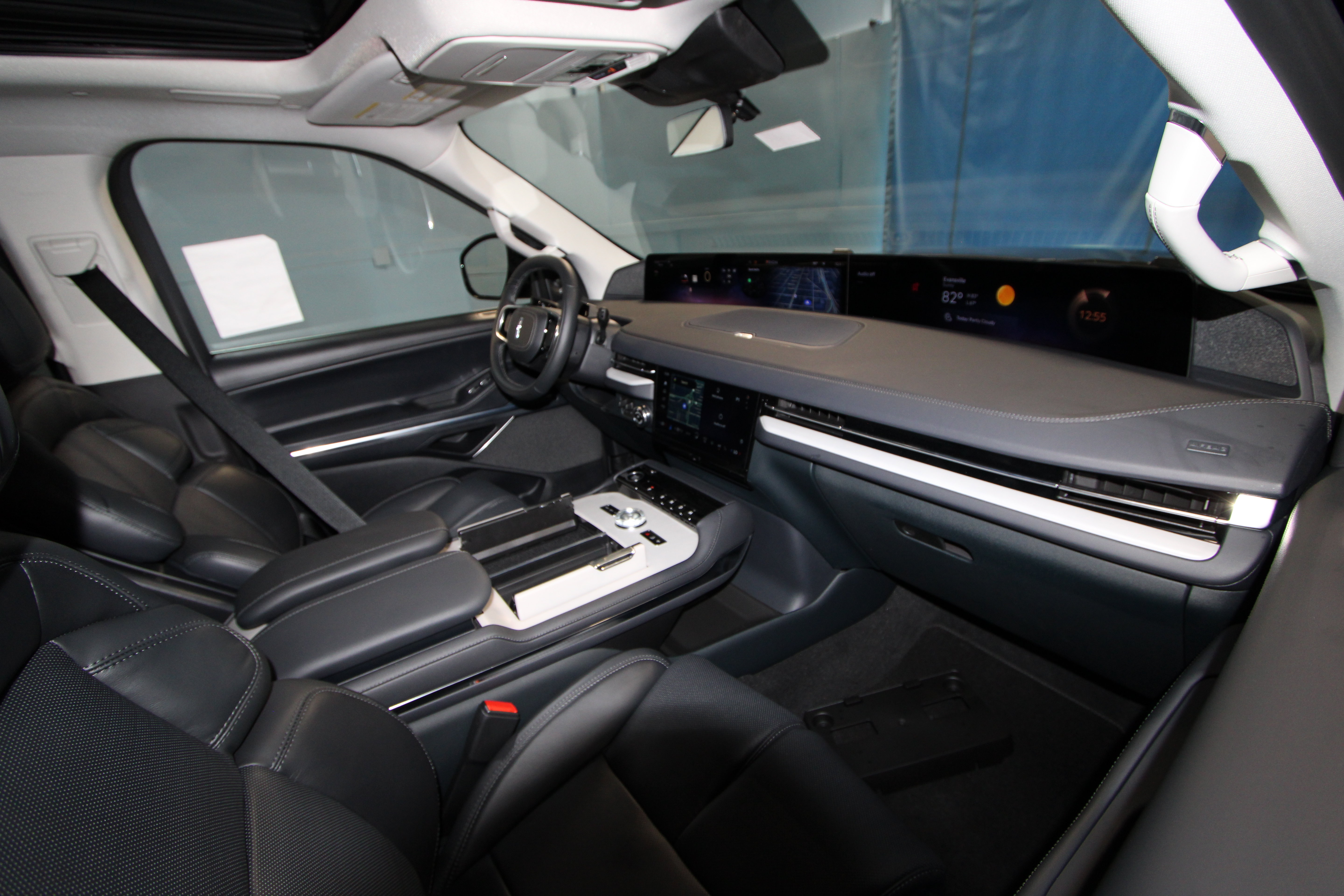 New 2027 Lincoln Navigator L Reserve AWD/4WD image 22