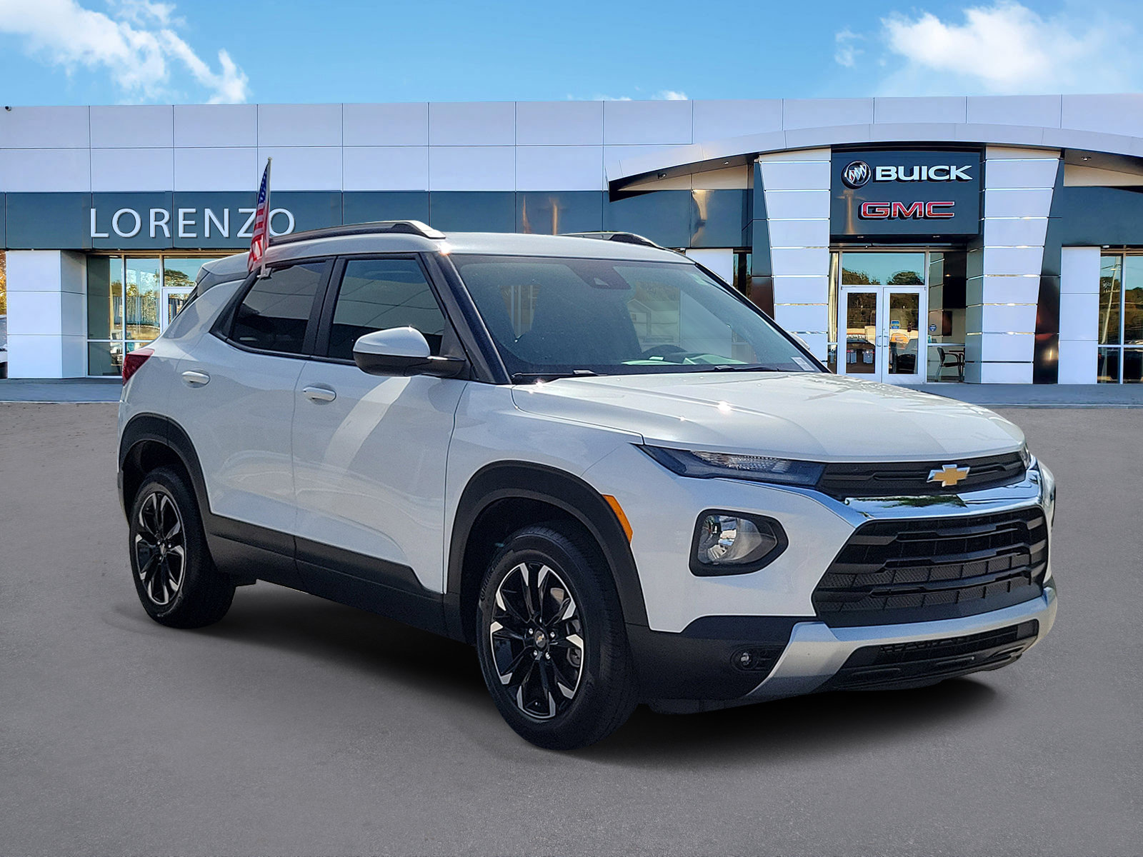 Used 2022 Chevrolet TrailBlazer LT w/ Convenience Package FWD image 3