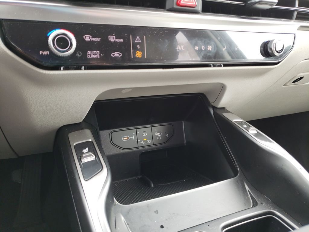 New 2025 Kia Sorento EX image 23