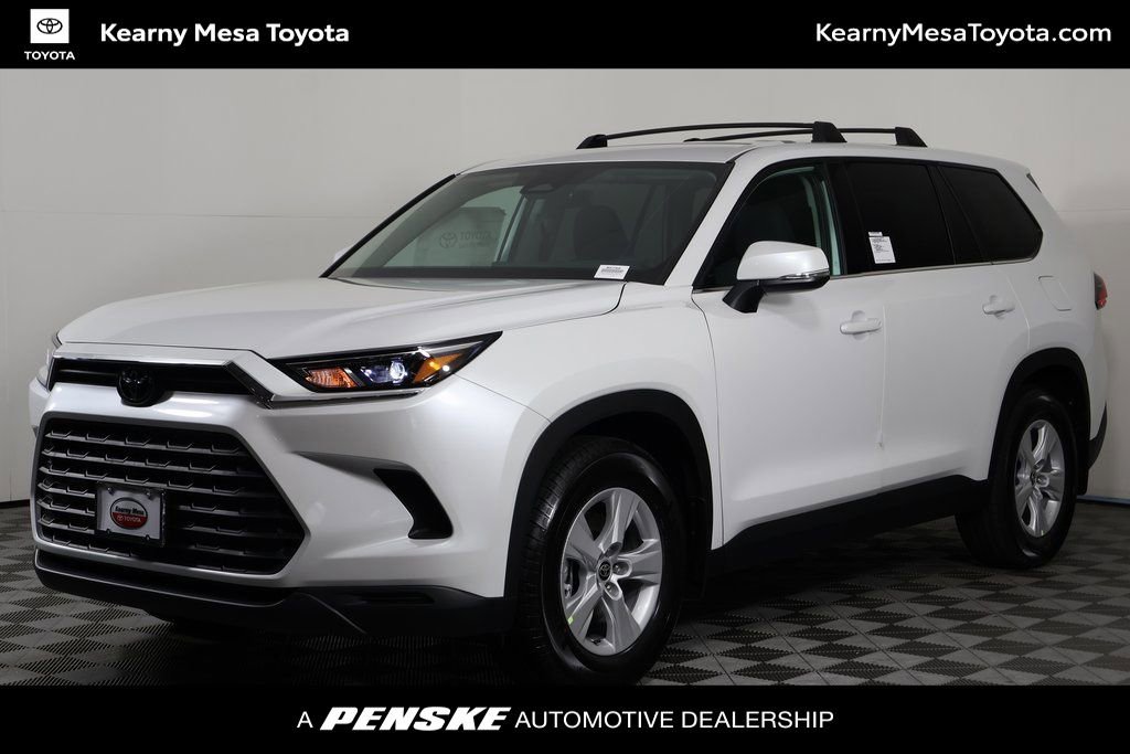 New 2026 Toyota Grand Highlander LE video 1