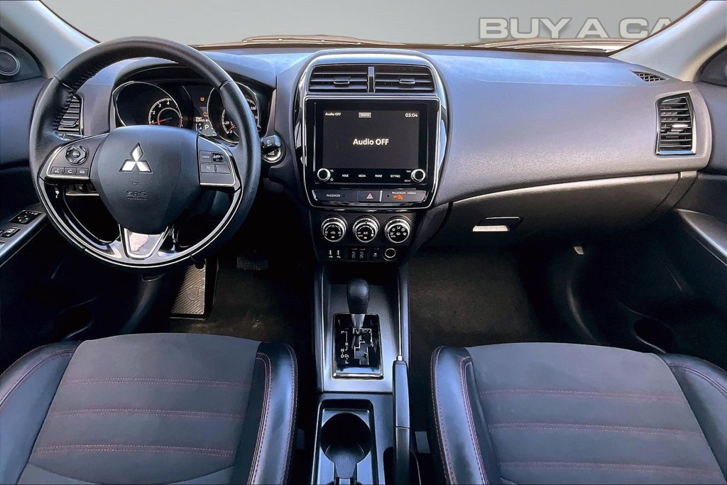 Used 2025 Mitsubishi Outlander Sport SE AWD/4WD image 16