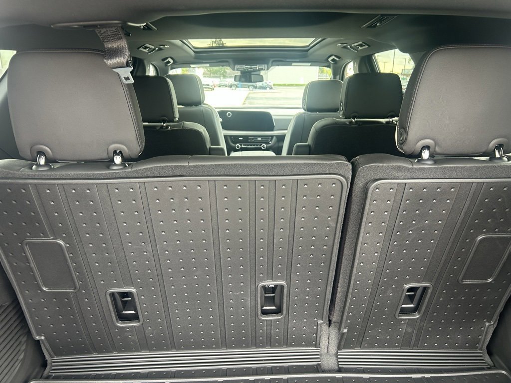 New 2026 Chevrolet Tahoe Premier image 13