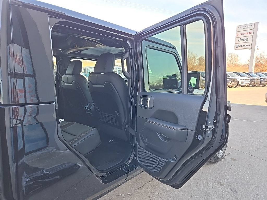 New 2026 Jeep Gladiator Mojave AWD/4WD image 79
