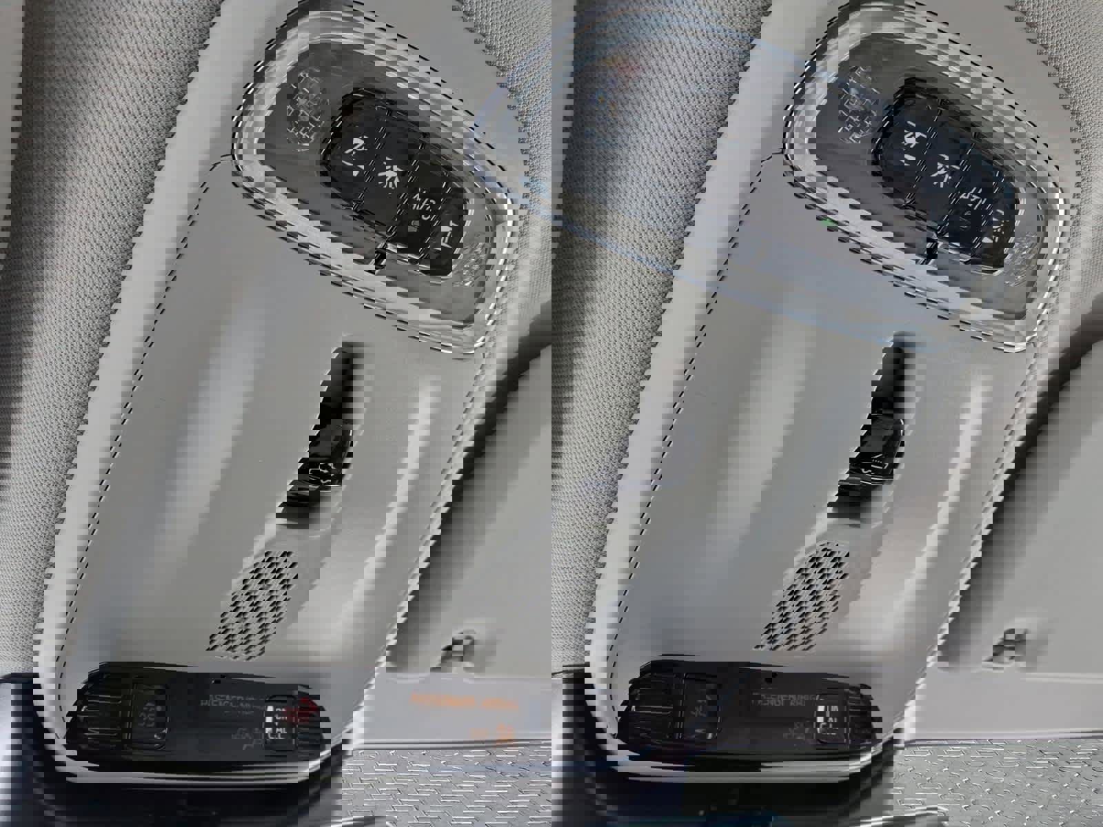 Used 2022 Volvo S60 B5 Inscription image 20