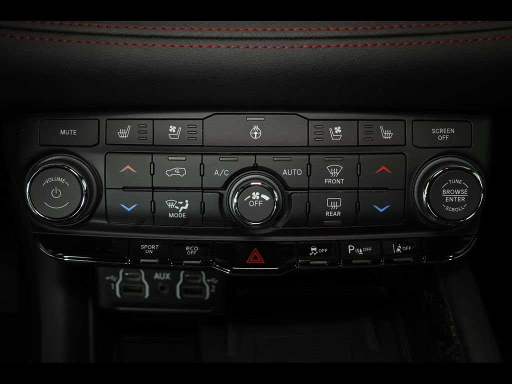 Used 2024 Dodge Durango R/T AWD/4WD image 30