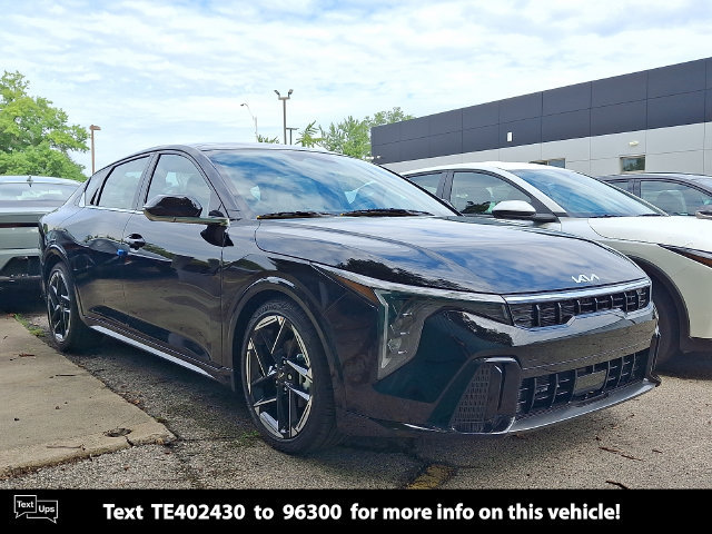 New 2026 Kia K4 GT-Line FWD image 1