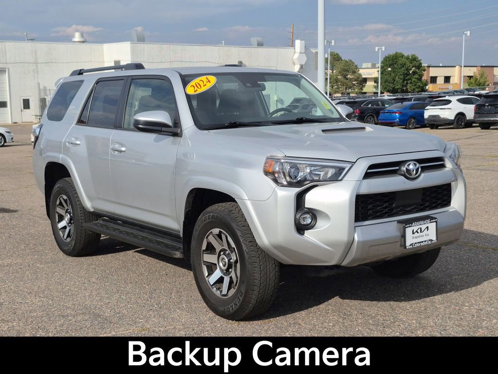 Used 2024 Toyota 4Runner TRD Off-Road image 2