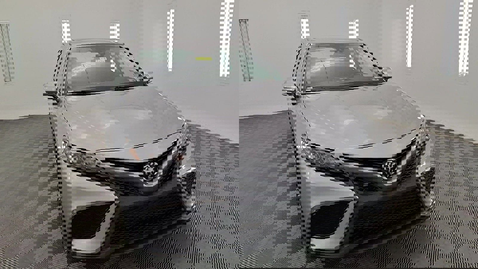 Certified 2021 Toyota Camry SE w/ Cold Weather Package image 7