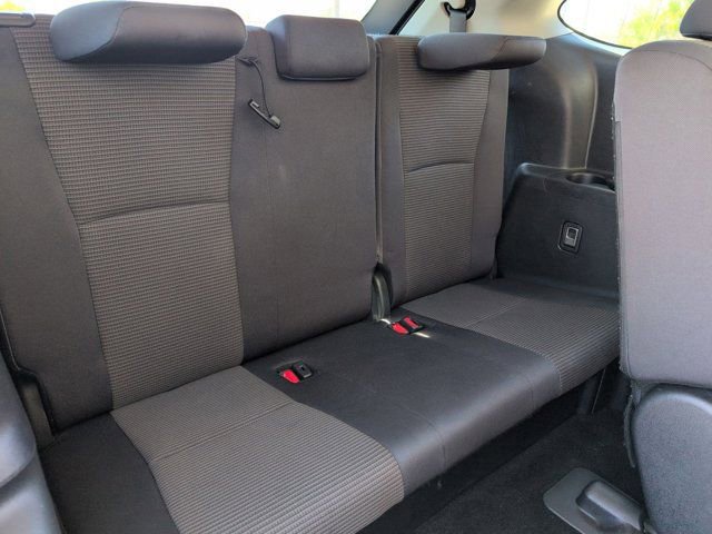 Used 2024 Toyota Highlander LE image 29