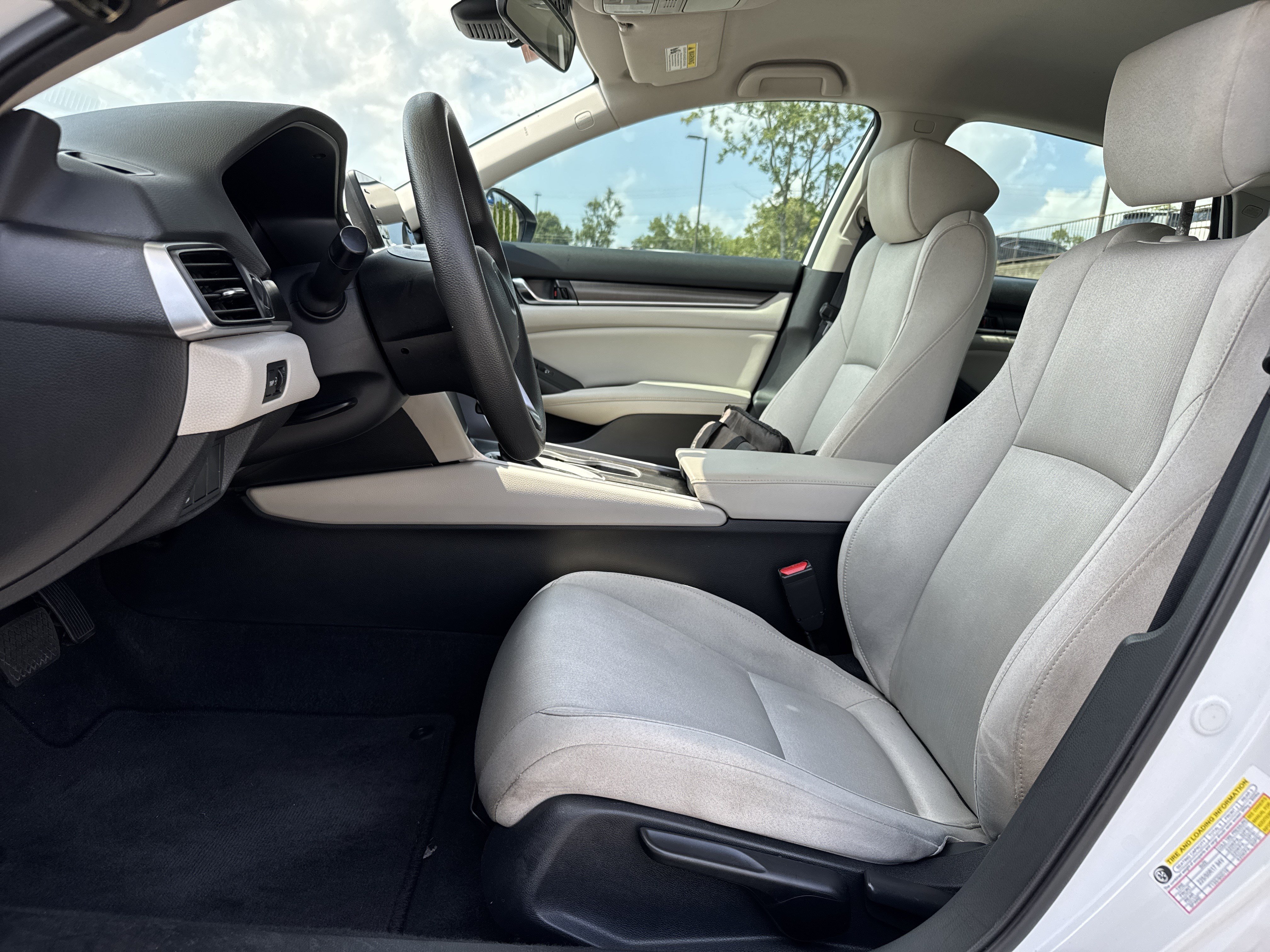 Used 2019 Honda Accord LX image 16
