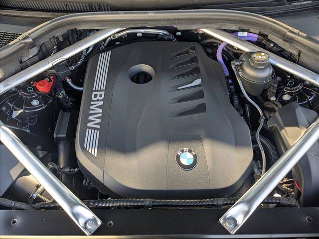Used 2026 BMW X5 xDrive40i w/ M Sport Package AWD/4WD image 18