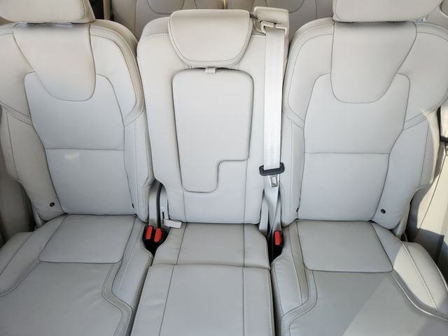 New 2026 Volvo XC90 B6 Ultra w/ Protection Package AWD/4WD image 14