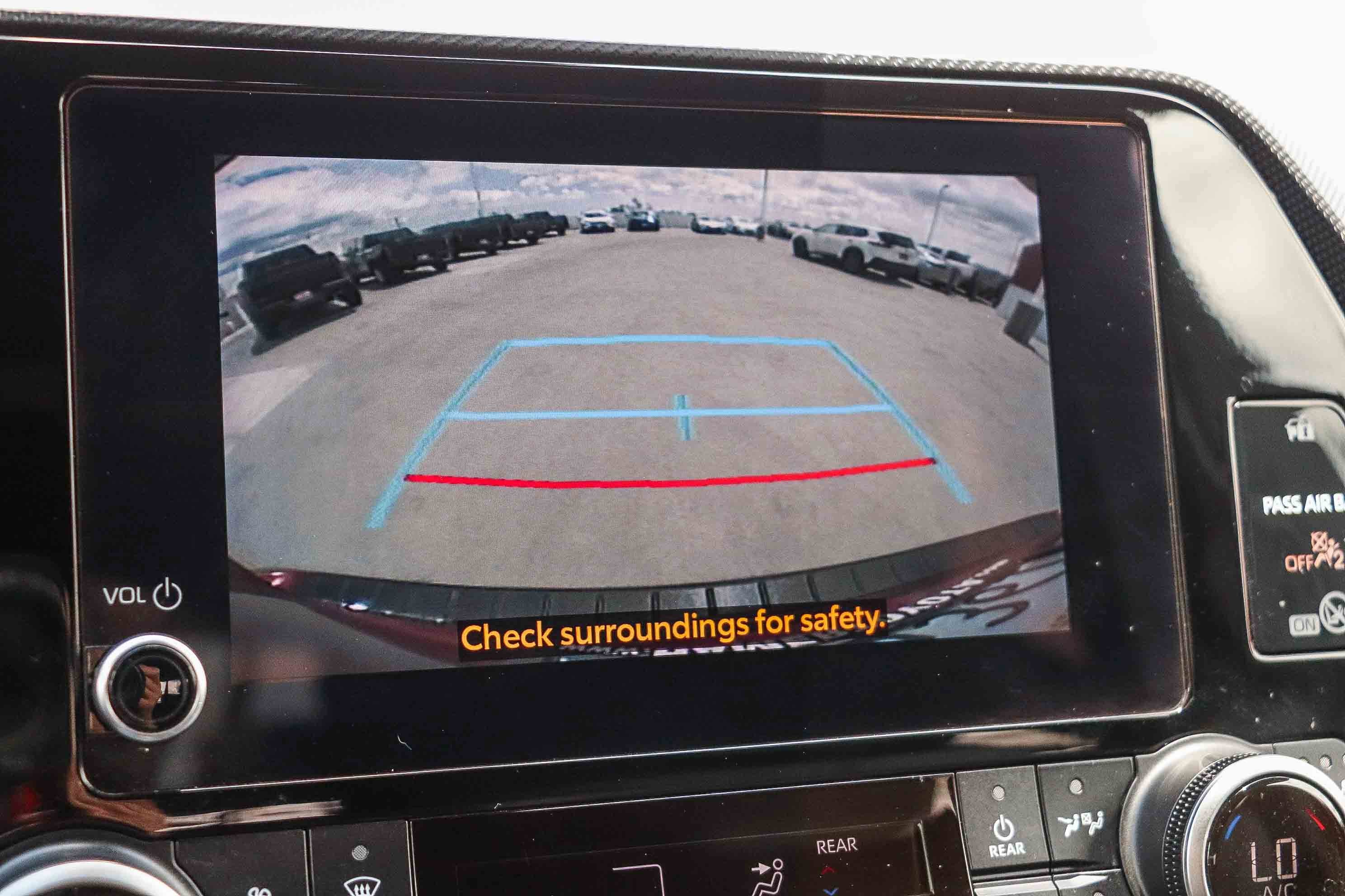 Certified 2024 Toyota Highlander XSE FWD image 25