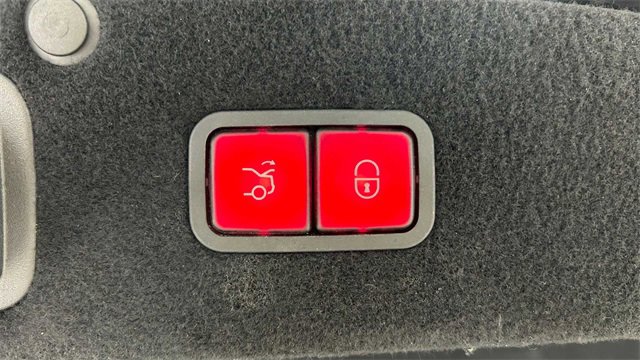 Used 2015 Mercedes-Benz S 550 4MATIC Sedan image 30