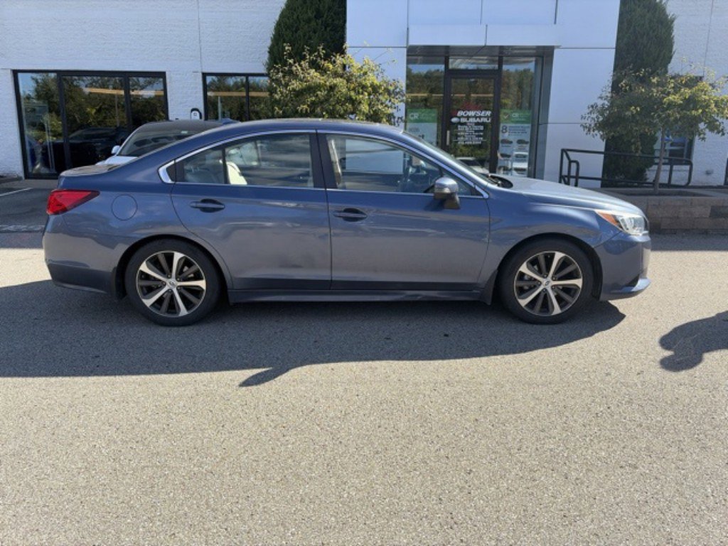 Used 2016 Subaru Legacy 2.5i Limited AWD/4WD image 4