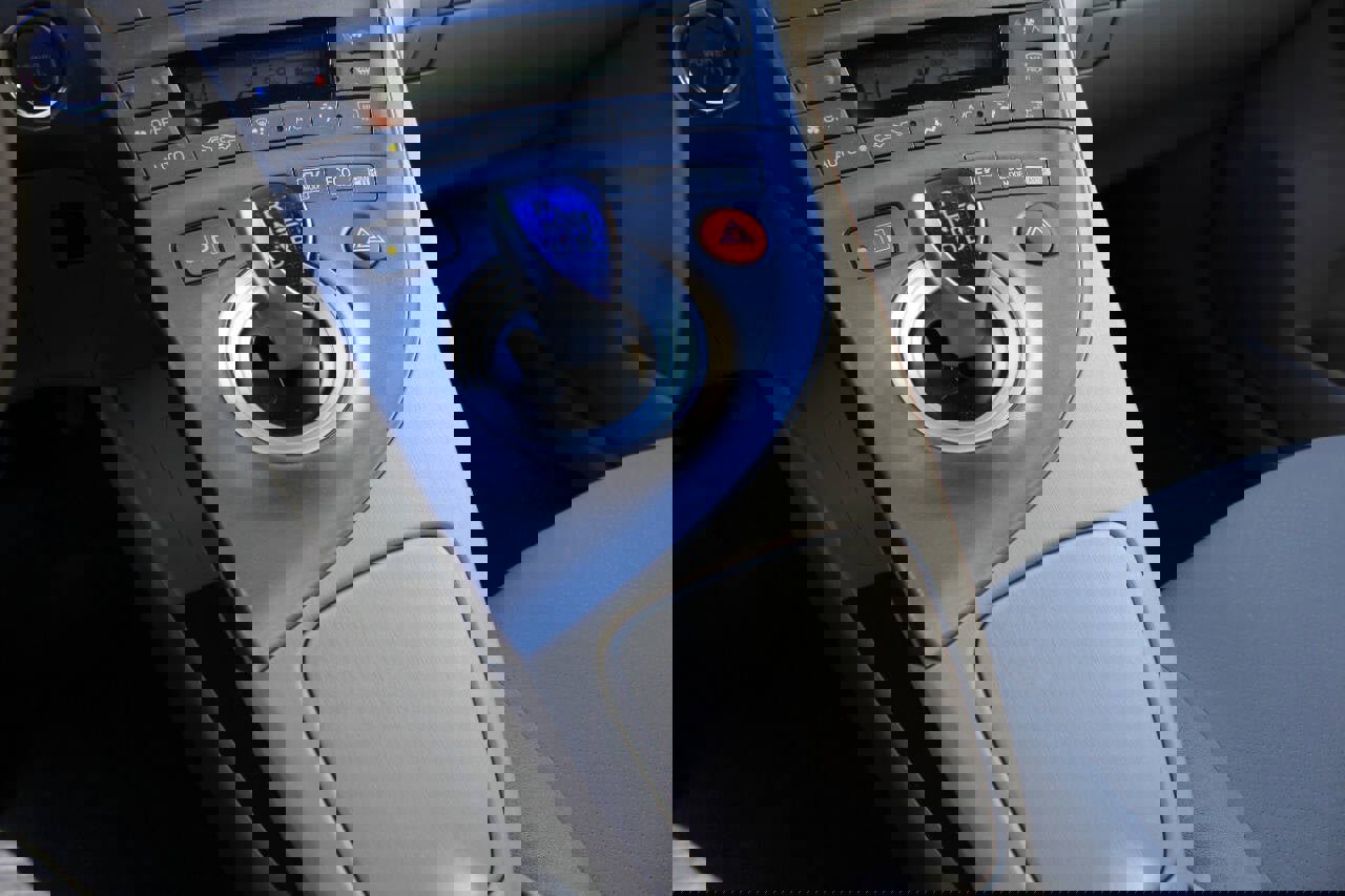 Used 2013 Toyota Prius Two image 21