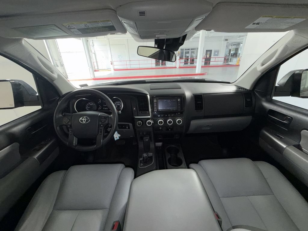 Used 2019 Toyota Sequoia SR5 AWD/4WD image 22