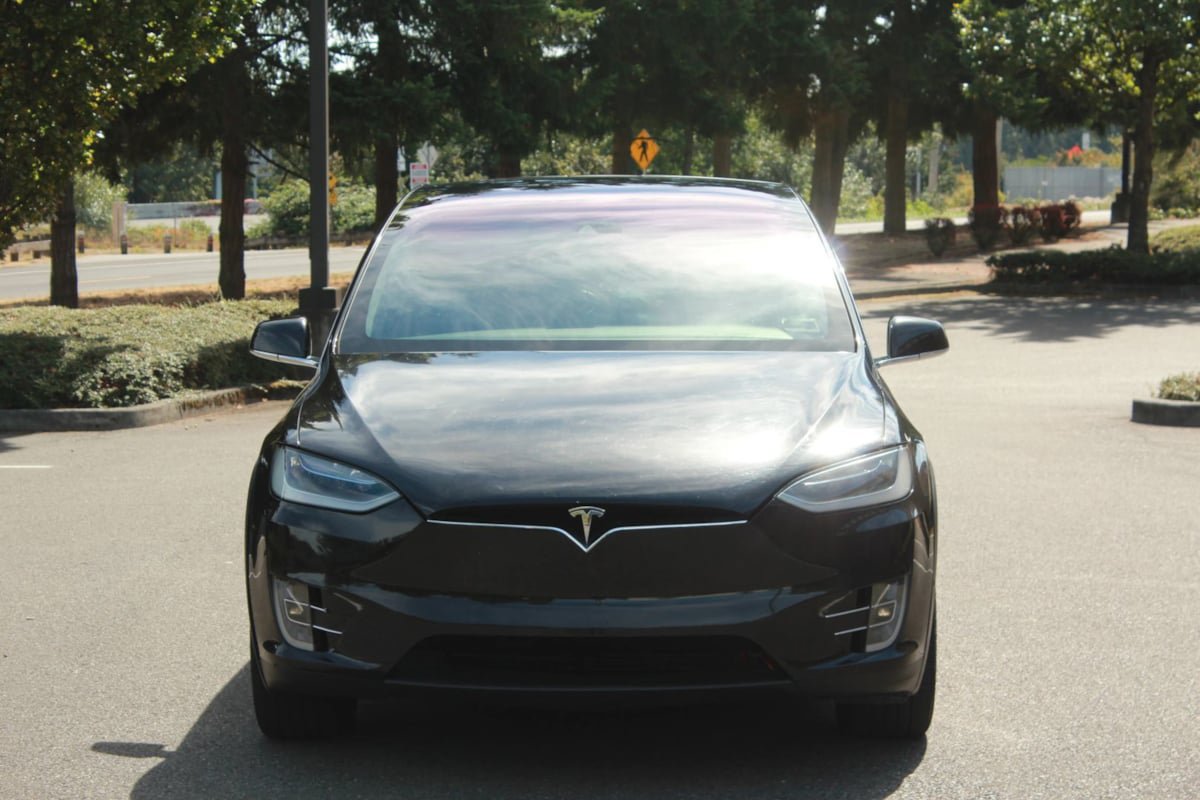 Used 2016 Tesla Model X 90D AWD/4WD image 2