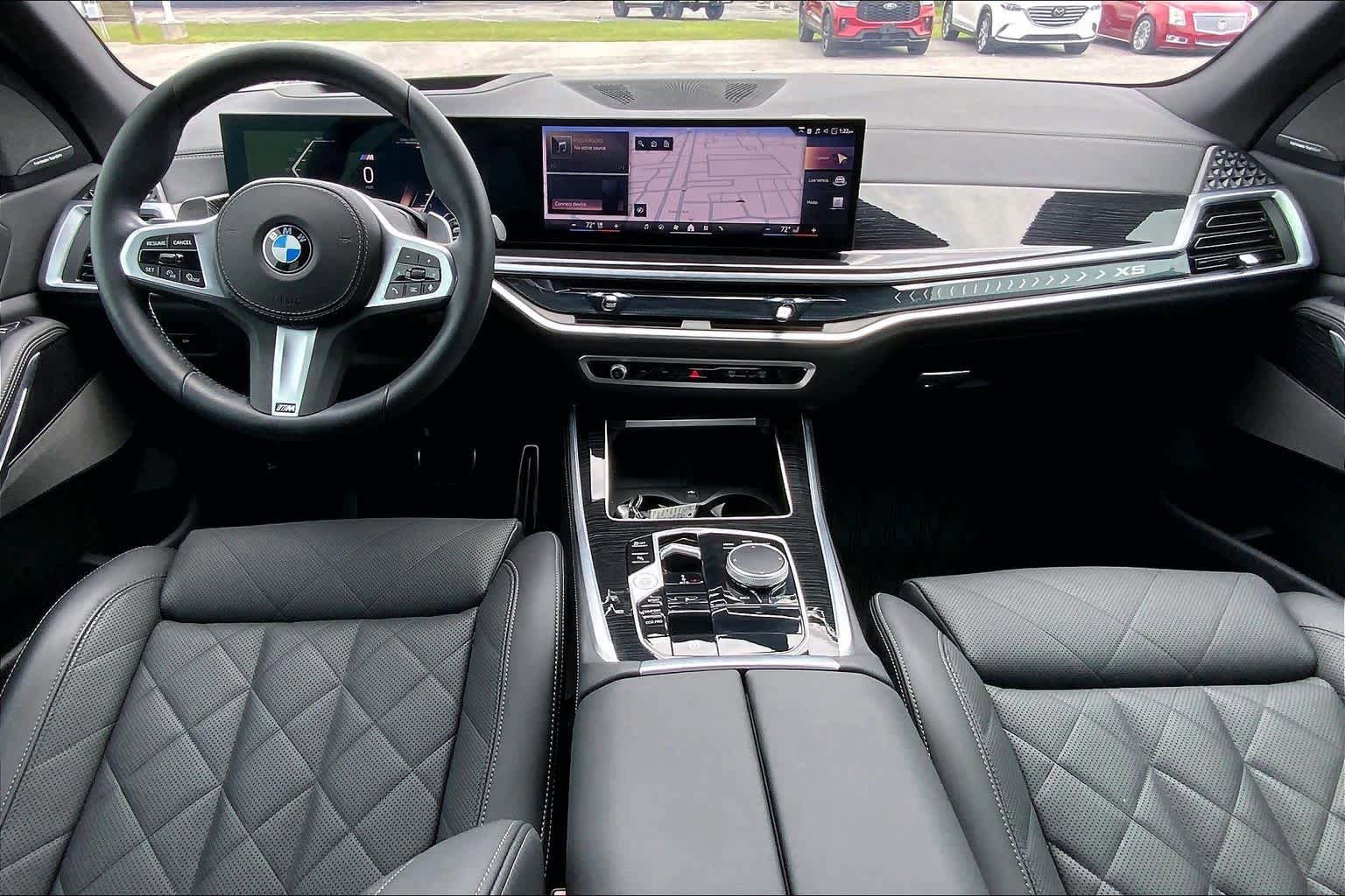Used 2025 BMW X5 sDrive40i w/ M Sport Package RWD image 15