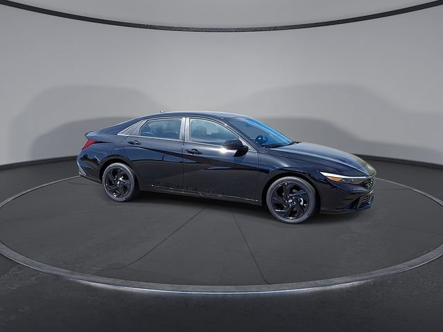 New 2026 Hyundai Elantra SEL Sport Premium FWD image 10