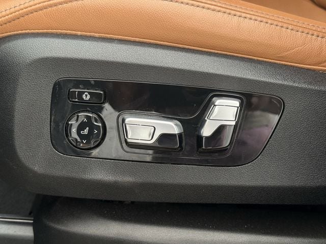 Used 2021 BMW X5 sDrive40i w/ Premium Package 3 RWD image 26