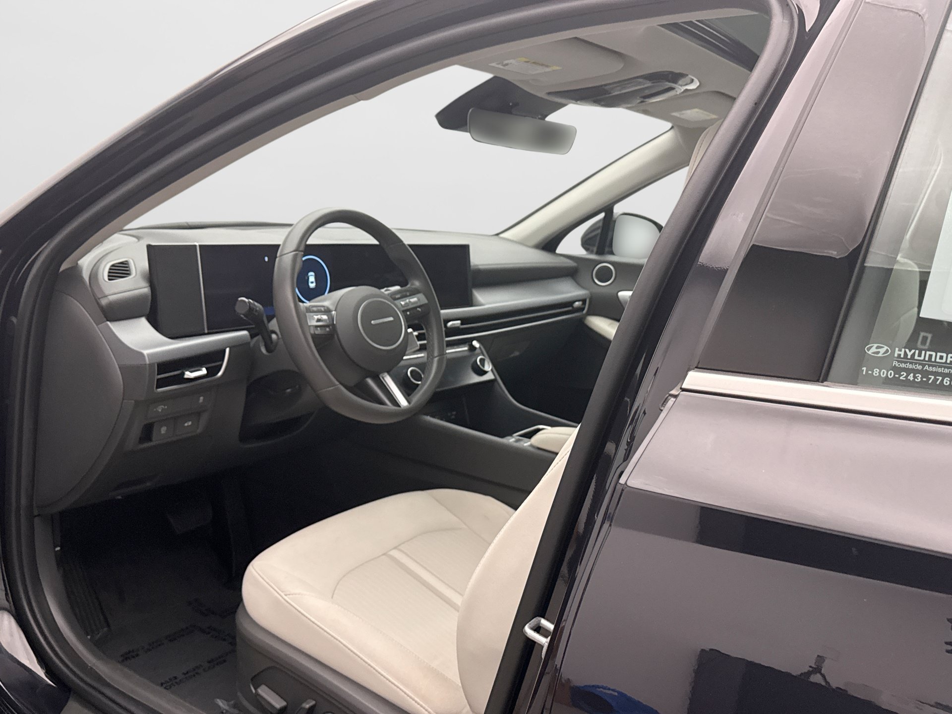 Used 2025 Hyundai Sonata SEL FWD image 10