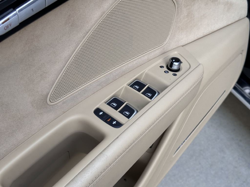 Used 2016 Audi A8 L 3.0T w/ Executive Package image 24