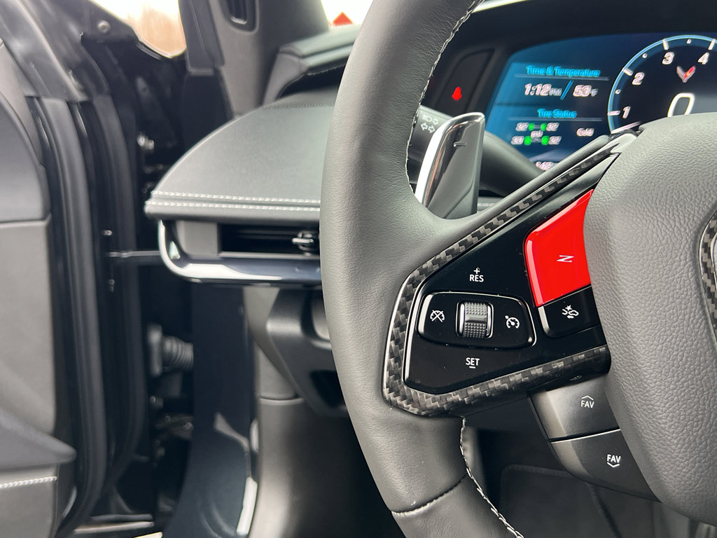 Used 2024 Chevrolet Corvette Stingray Preferred Cpe w/ Stealth Interior Trim Package image 33