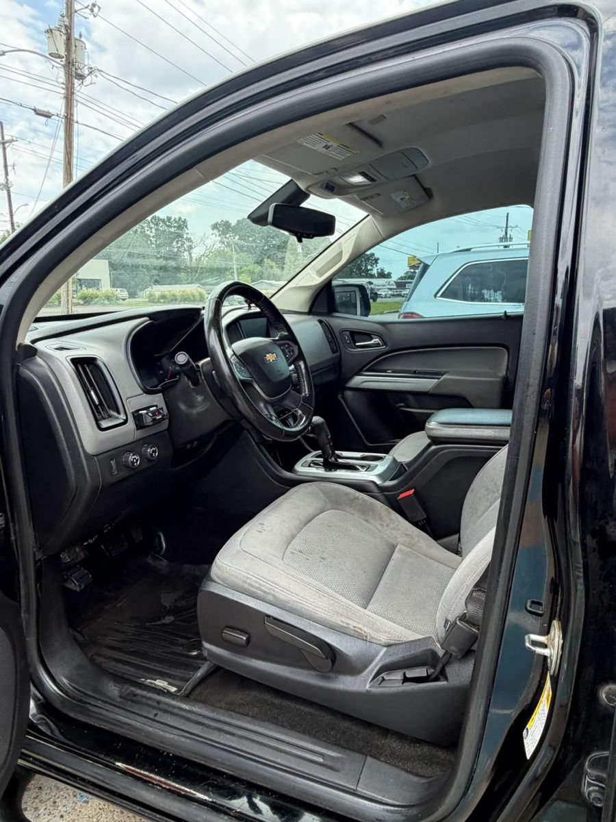 Used 2018 Chevrolet Colorado LT AWD/4WD image 12