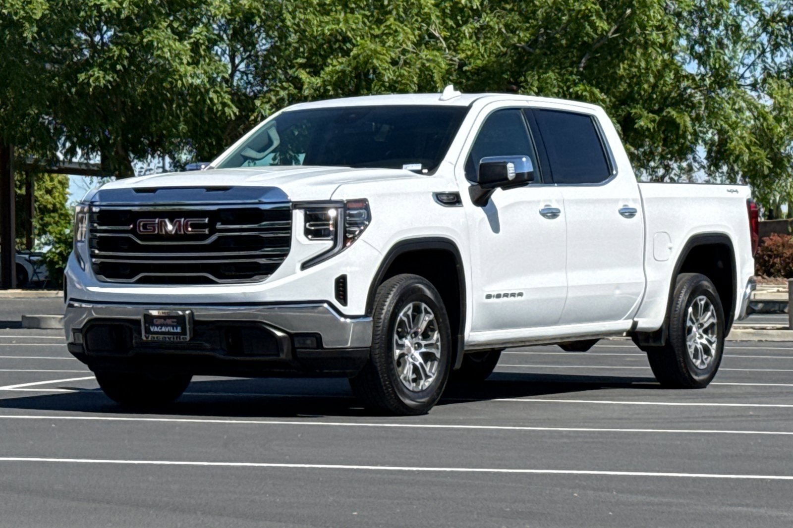 Used 2025 GMC Sierra 1500 SLT image 9