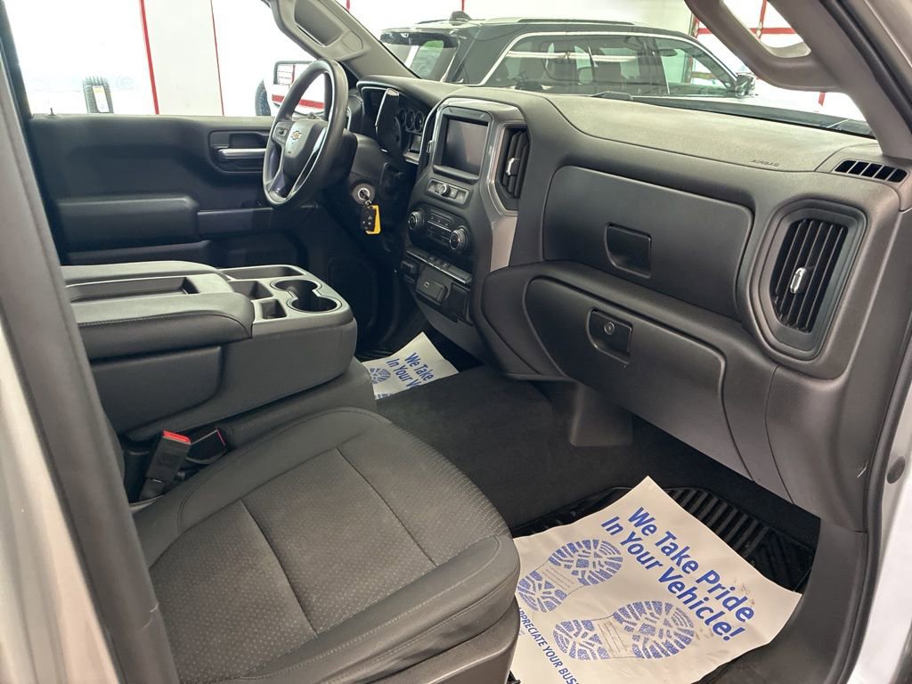 Used 2020 Chevrolet Silverado 1500 Custom w/ Custom Value Package AWD/4WD image 22