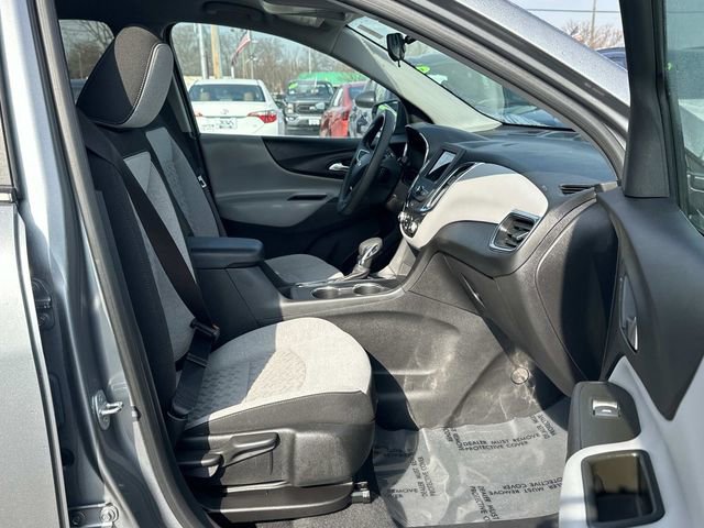 Used 2023 Chevrolet Equinox LS w/ LS Convenience Package image 20
