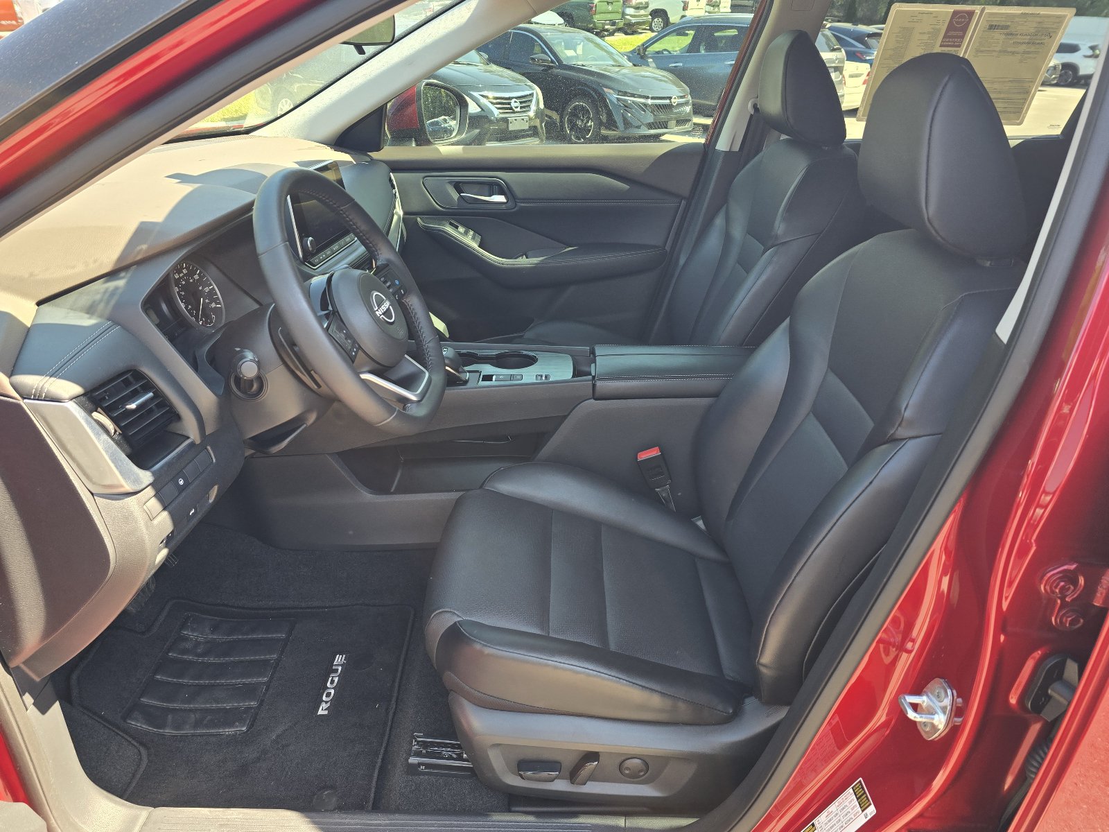 Certified 2022 Nissan Rogue SV w/ SV Premium Package FWD image 12