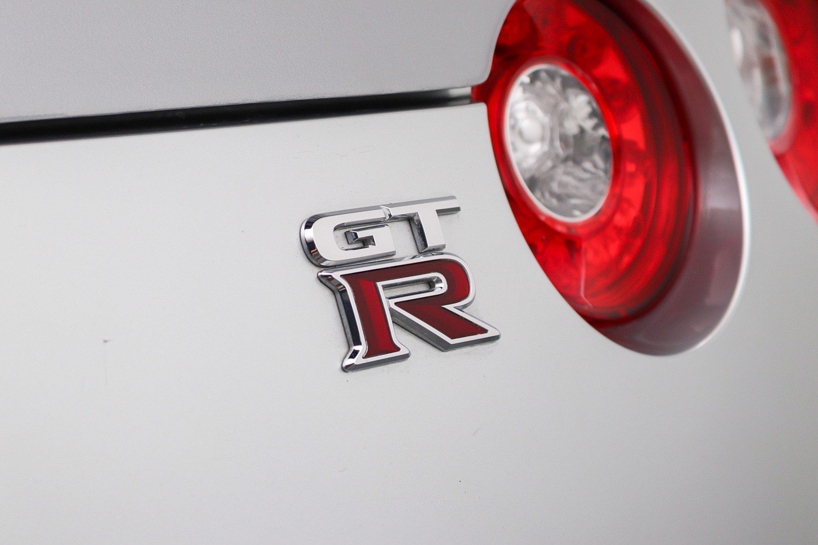 Used 2009 Nissan GT-R Premium AWD/4WD image 33