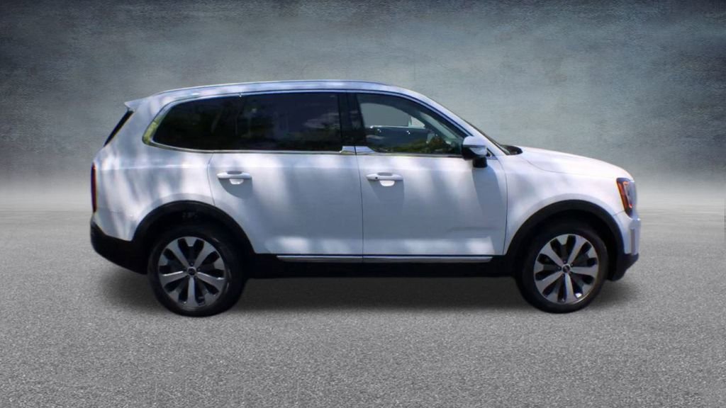 Used 2021 Kia Telluride EX w/ EX Premium Package image 25