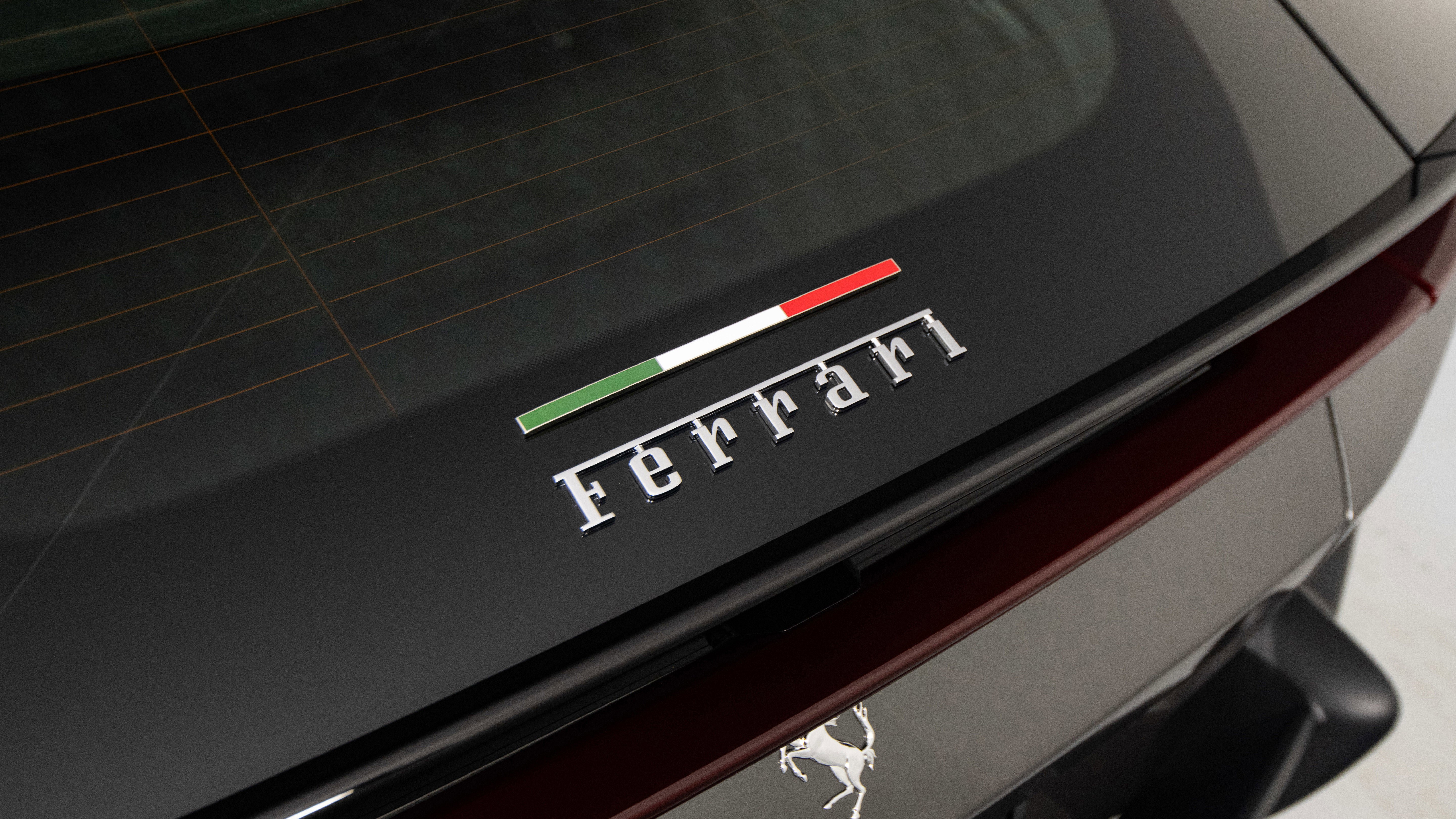 Certified 2025 Ferrari 12Cilindri RWD image 17