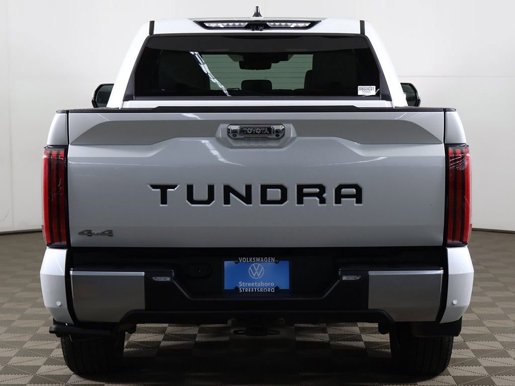 Used 2025 Toyota Tundra Limited AWD/4WD image 13