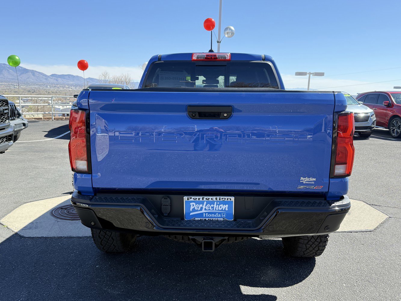 Used 2025 Chevrolet Colorado ZR2 w/ Technology Package AWD/4WD image 6