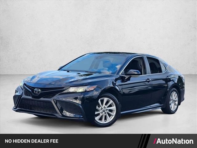 Used 2022 Toyota Camry SE FWD image 1