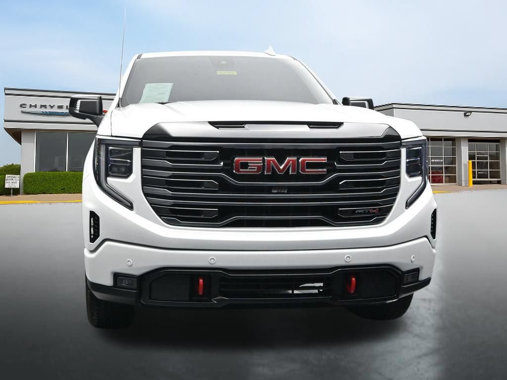 Used 2025 GMC Sierra 1500 AT4 w/ AT4 Preferred Package AWD/4WD image 8