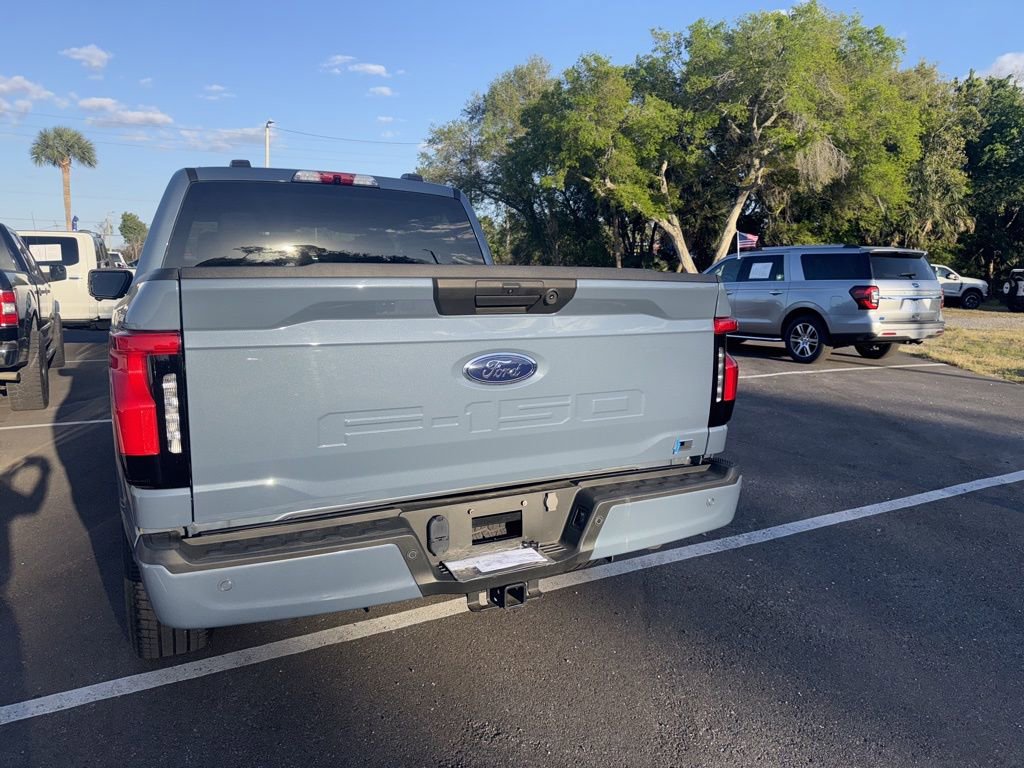 Used 2023 Ford F150 Lightning XLT image 5
