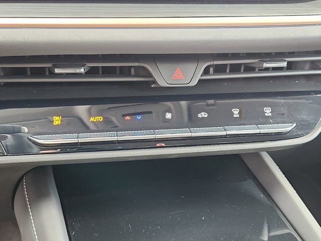 Certified 2025 Buick Envision Sport Touring image 15