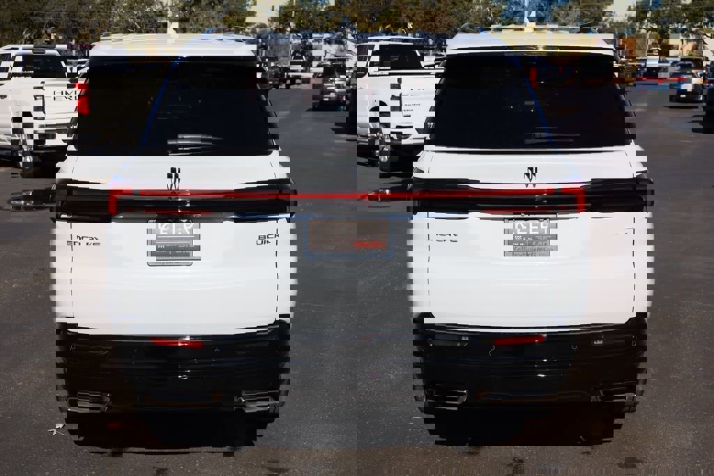 New 2026 Buick Enclave Sport Touring w/ Power Package image 5