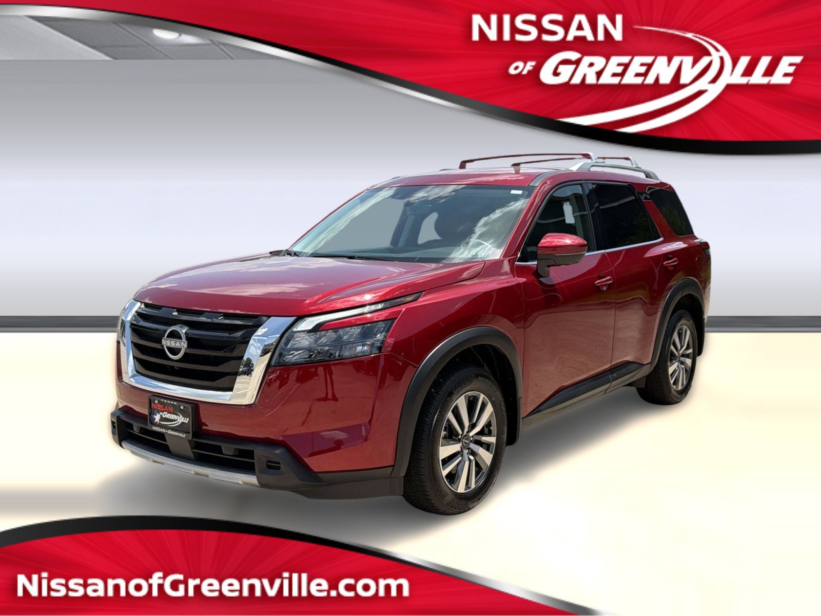 Used 2025 Nissan Pathfinder SL AWD/4WD image 1