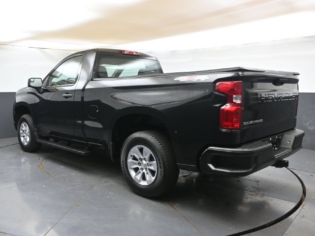 Used 2025 Chevrolet Silverado 1500 W/T w/ Trailering Package AWD/4WD image 3